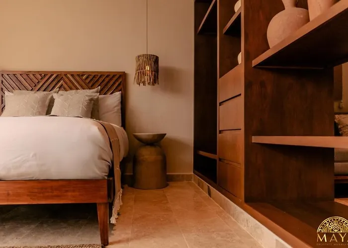 Peregrina 317 1-bedroom *