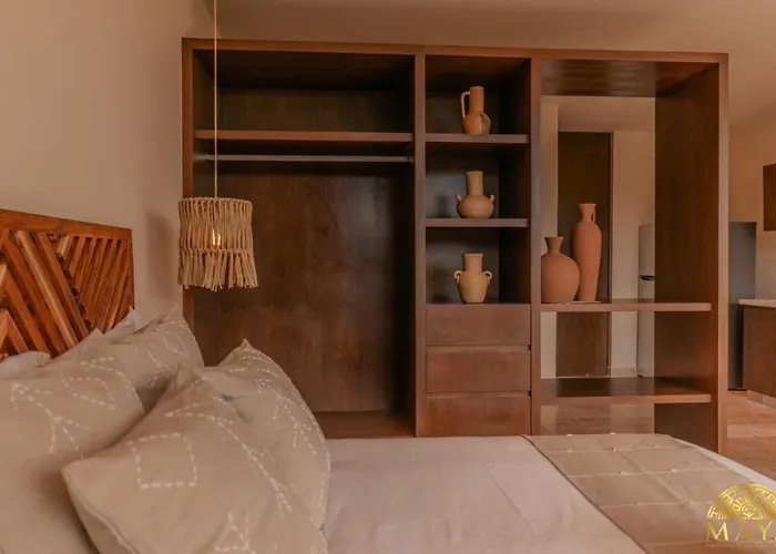 Peregrina 317 1-bedroom Apartment